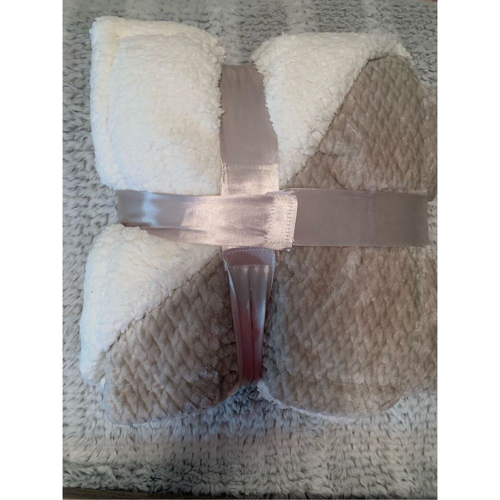 Gray Plush Quilted Throw